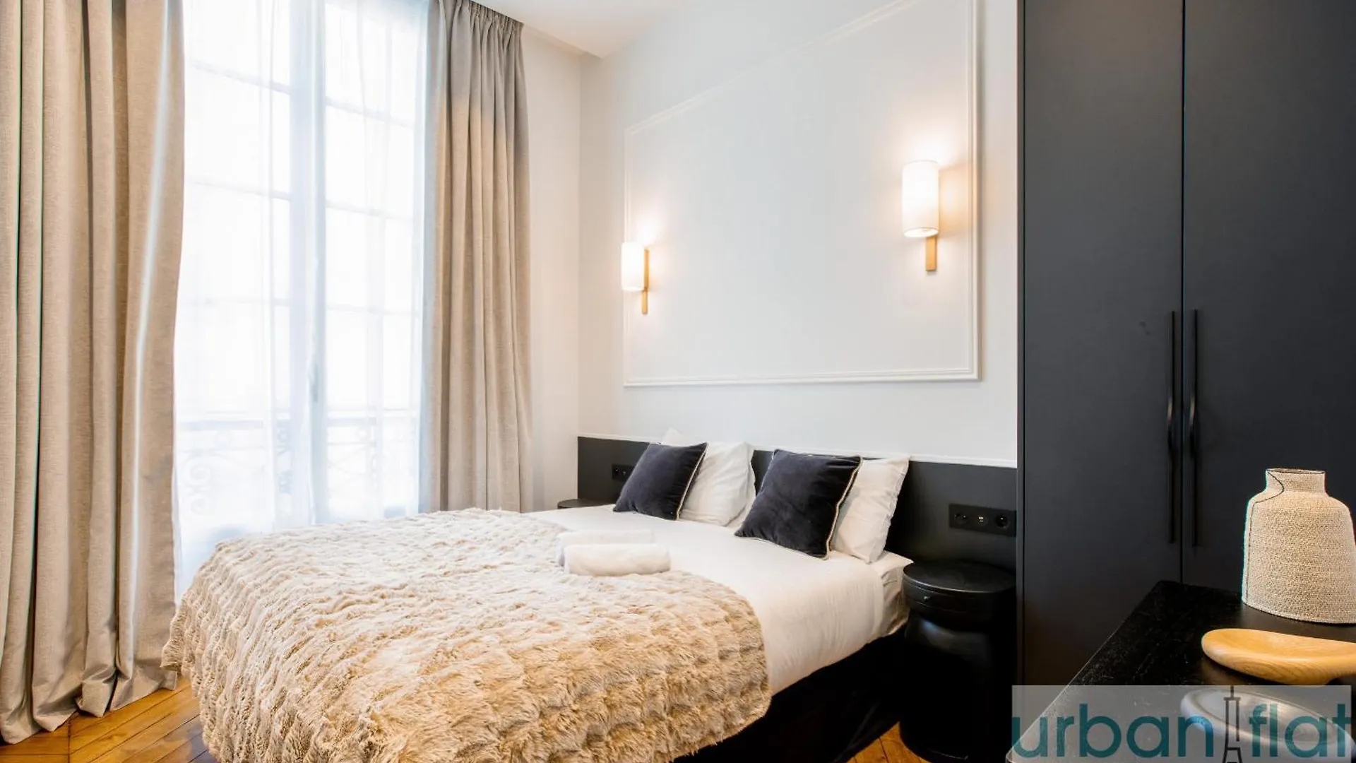 Urban Flat 197 - Appartement Saint Honore Champs Elysees Paris France