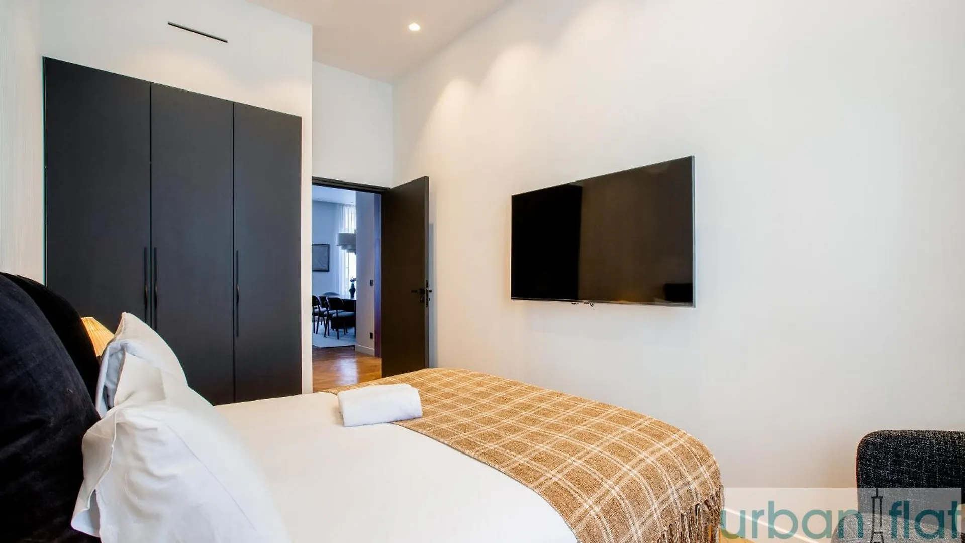 Urban Flat 197 - Appartement Saint Honore Champs Elysees Paris