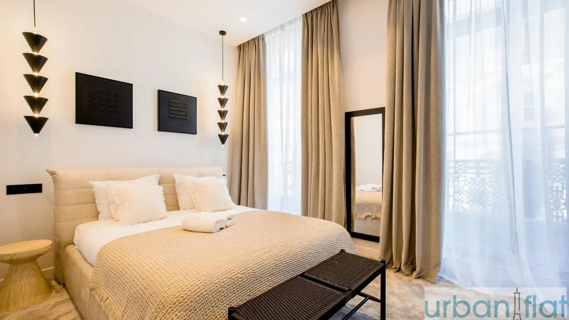 Urban Flat 197 - Appartement Saint Honore Champs Elysees Paris France